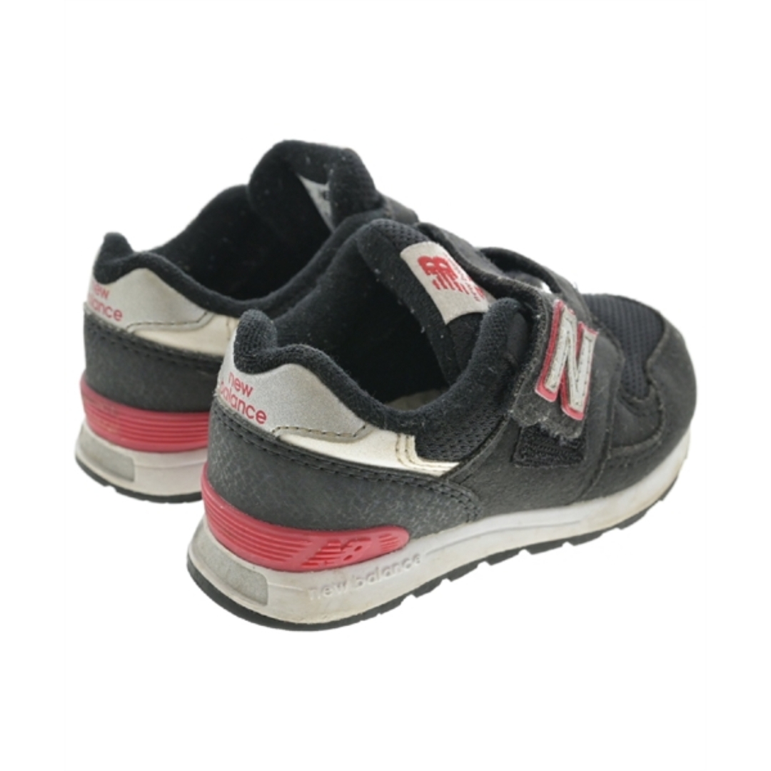 New Balance(ニューバランス)のNew Balance ニューバランス シューズ（その他） 14cm 黒 【古着】【中古】 キッズ/ベビー/マタニティのキッズ靴/シューズ(15cm~)(その他)の商品写真