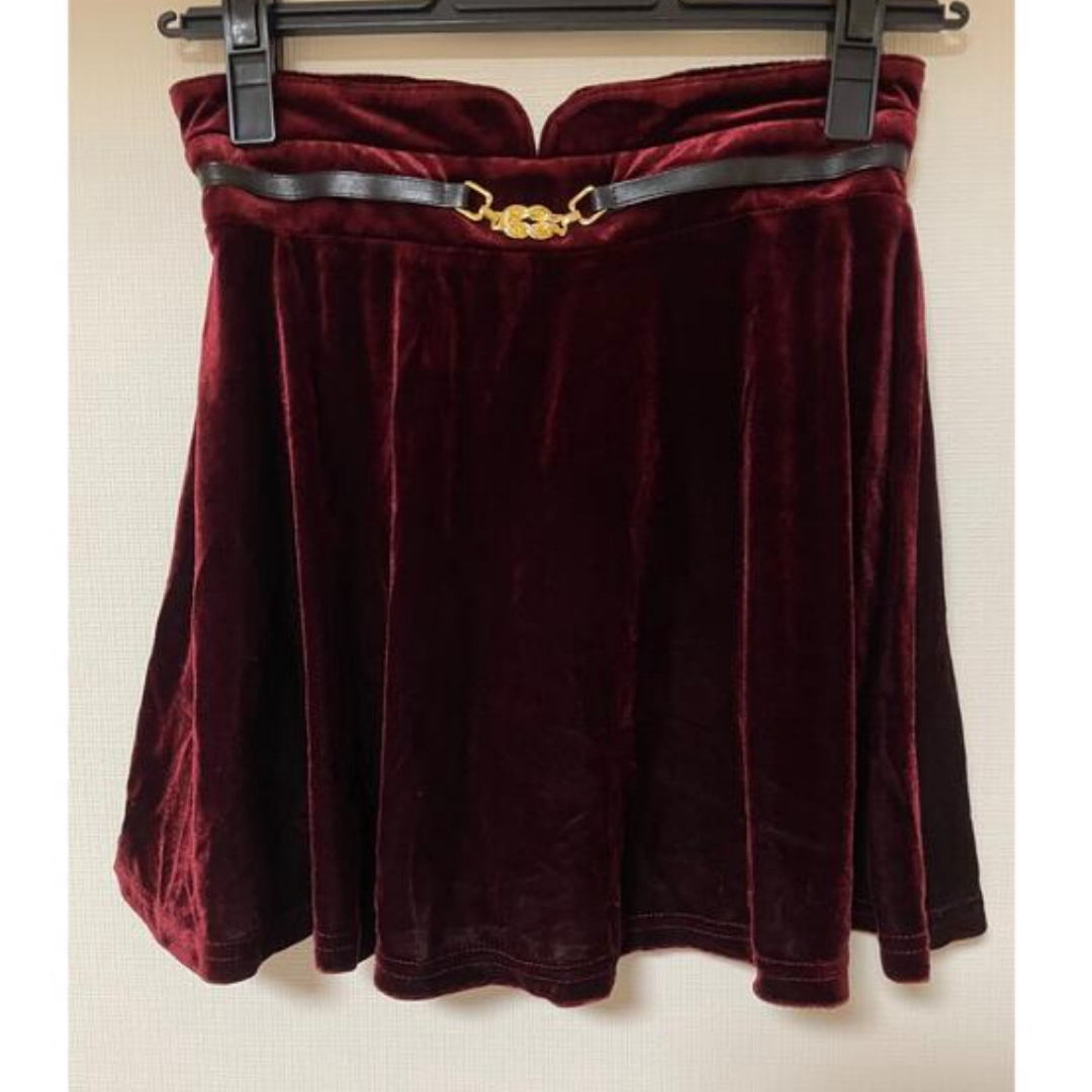 COMFILAX ベロア　ミニスカート　ワインレッド レディースのスカート(ミニスカート)の商品写真