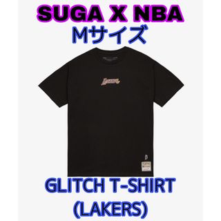 ボウダンショウネンダン(防弾少年団(BTS))のMサイズ【SUGA X NBA】 グリッチ Tシャツ (Lakers) bts(アイドルグッズ)