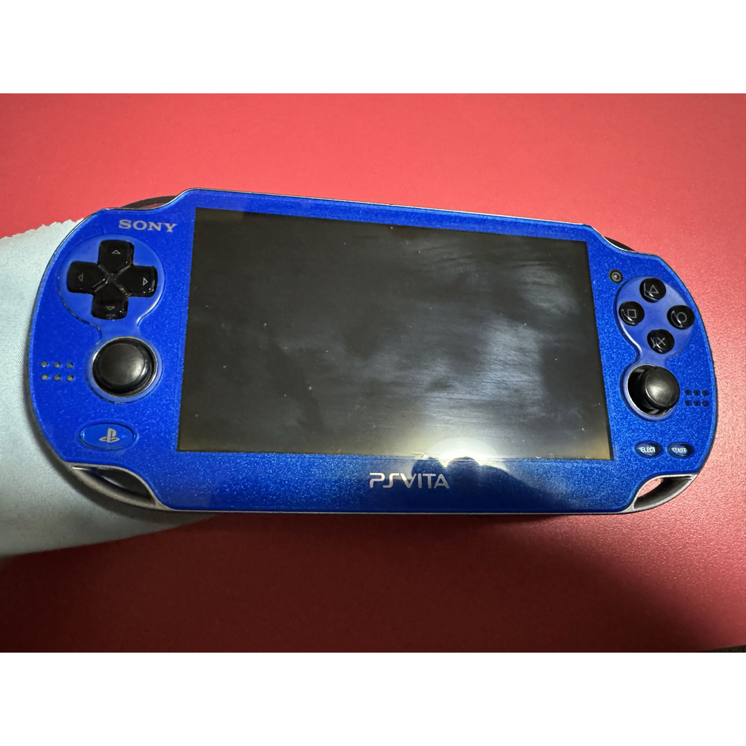 PlayStation Vita(プレイステーションヴィータ)のvita   サファイアブルー　1番 エンタメ/ホビーのゲームソフト/ゲーム機本体(携帯用ゲーム機本体)の商品写真