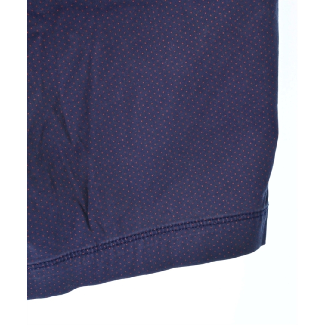 HUGO BOSS(ヒューゴボス)のHUGO BOSS ショートパンツ 50(XL位) 紺x赤(ドット) 【古着】【中古】 メンズのパンツ(ショートパンツ)の商品写真
