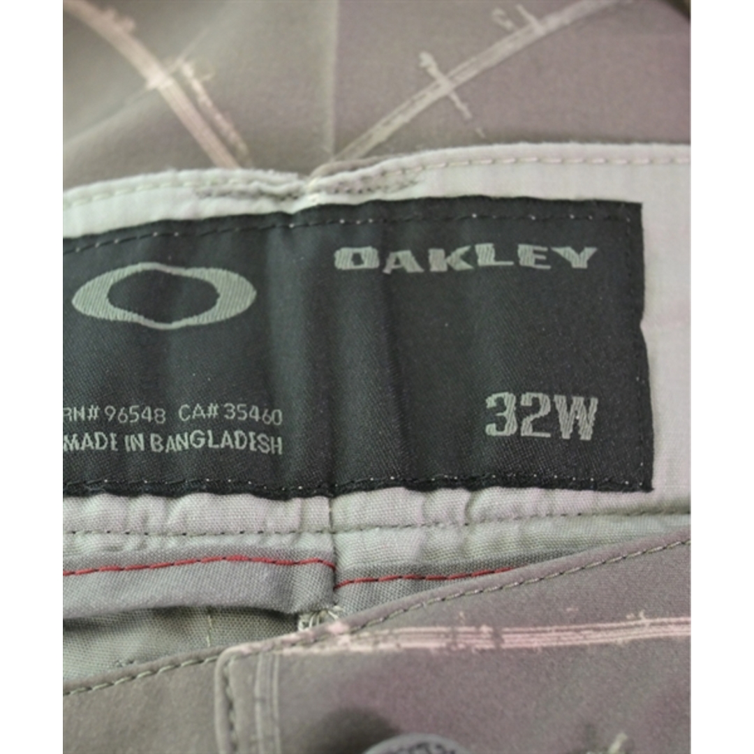 Oakley(オークリー)のOAKLEY オークリー ショートパンツ 32(L位) グレーxベージュ 【古着】【中古】 メンズのパンツ(ショートパンツ)の商品写真