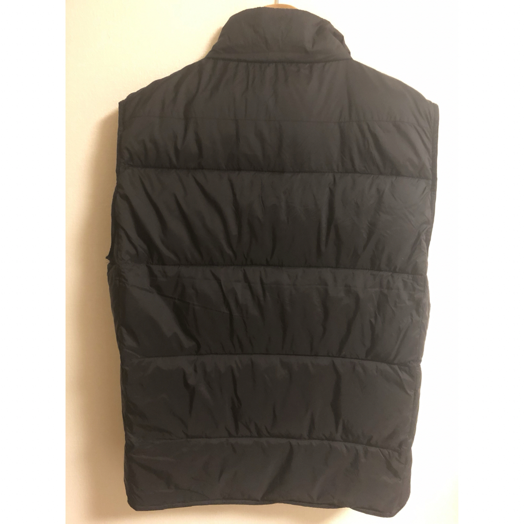 ダウンベスト チョッキ ブラック L メンズのジャケット/アウター(ダウンベスト)の商品写真