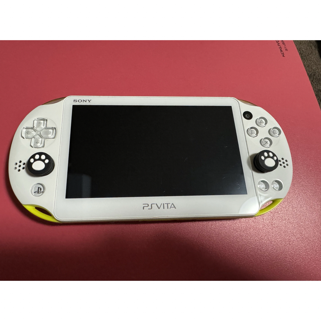 PlayStation Vita(プレイステーションヴィータ)のvita   ライムグリーン　マイクラ　2番 エンタメ/ホビーのゲームソフト/ゲーム機本体(携帯用ゲーム機本体)の商品写真
