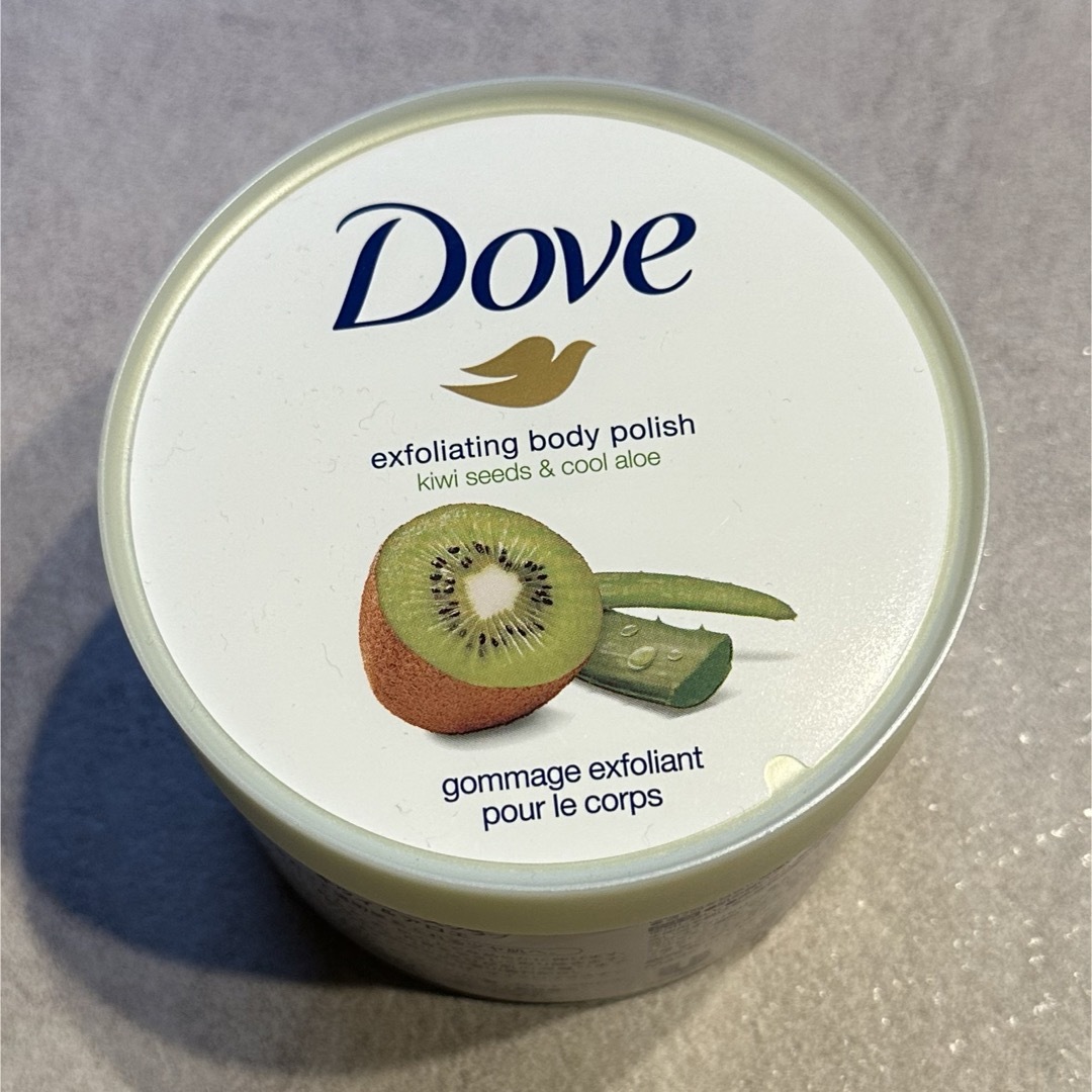Dove（Unilever）(ダヴ)のダヴ（Dove）クリーミースクラブ キウイ＆アロエ 298g コスメ/美容のボディケア(ボディスクラブ)の商品写真