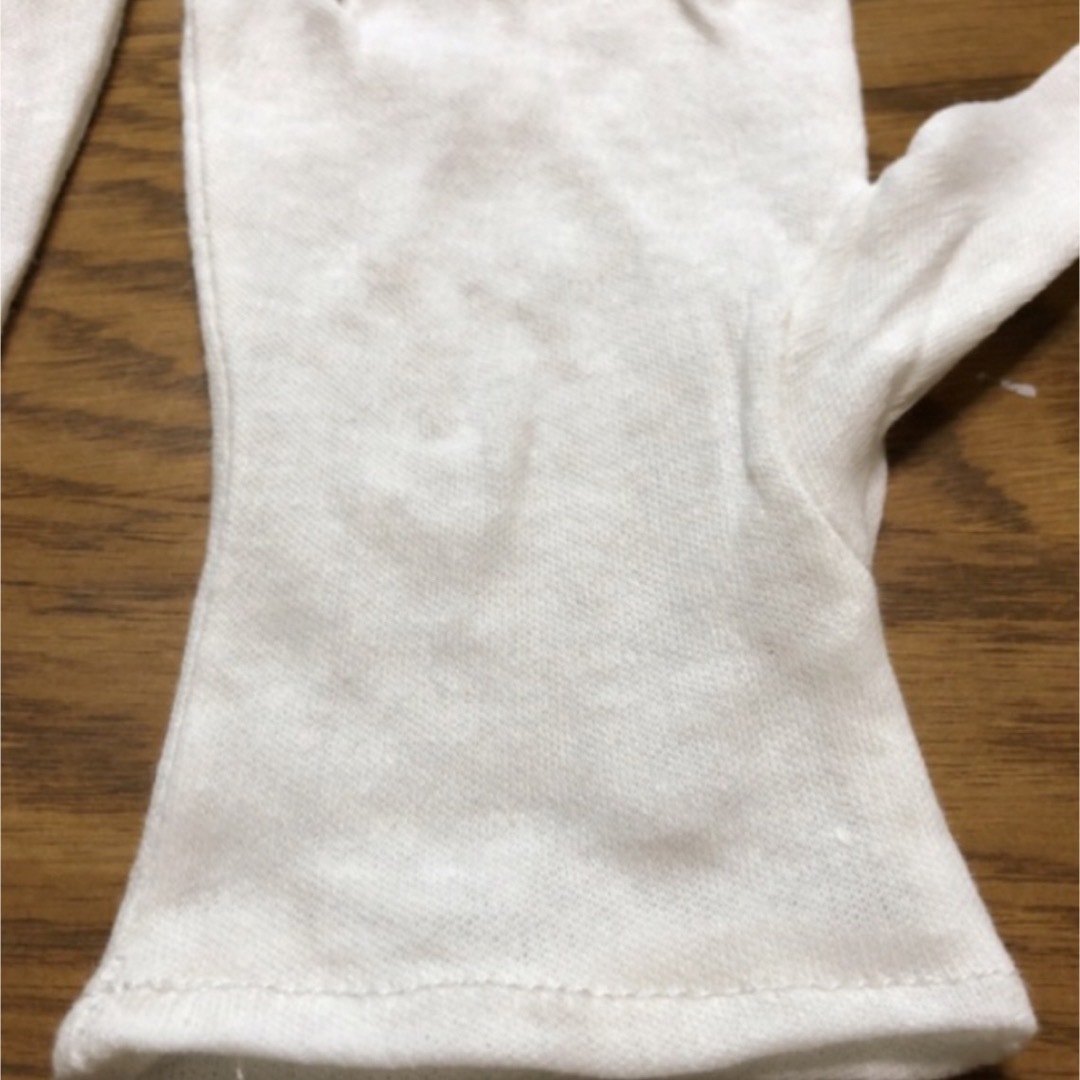 白い綿の手袋M6枚　さらに➕4枚プレゼント♪ レディースのファッション小物(手袋)の商品写真