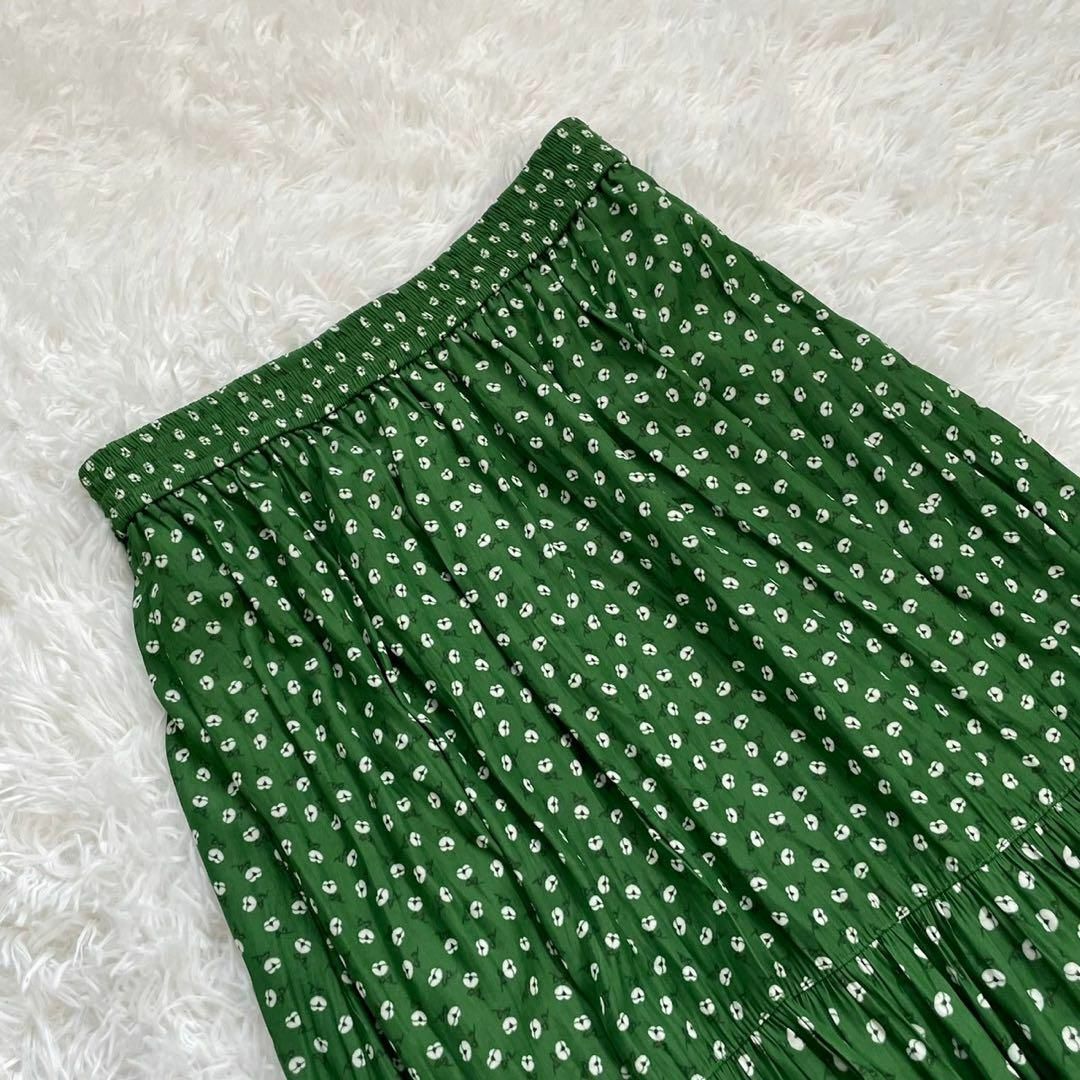 PAUL & JOE(ポールアンドジョー)のPAUL&JOE UNIQLO (M) コラボ 総柄 花柄 ロングスカート 緑色 レディースのスカート(ロングスカート)の商品写真
