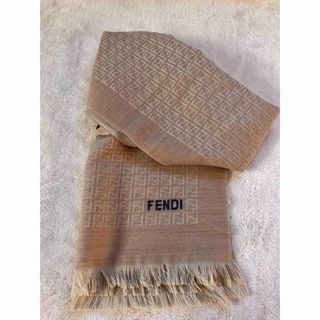 フェンディ(FENDI)の訳あり! 未使用　FENDI スカーフ(ストール/パシュミナ)