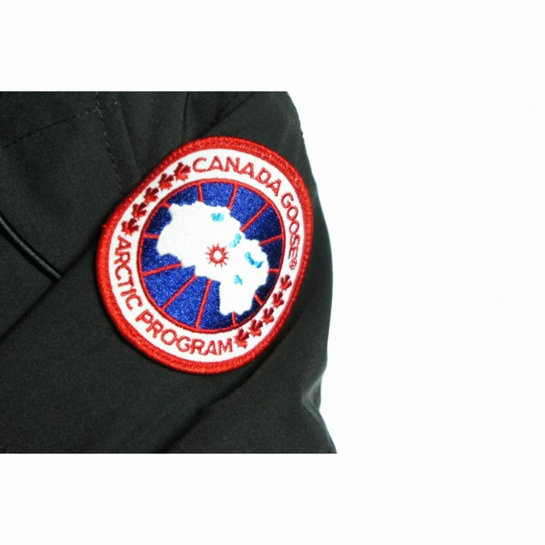 CANADA GOOSE(カナダグース)の定番CANADA GOOSEカナダグース MACKENZIEコート106O▲ レディースのジャケット/アウター(ダウンコート)の商品写真