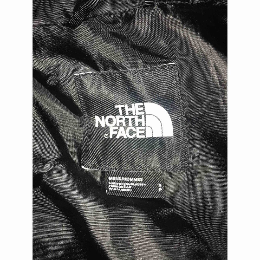 THE NORTH FACE(ザノースフェイス)の新品THE NORTH FACE ザノースフェイス　ナイロンジャケット サイズS メンズのジャケット/アウター(ナイロンジャケット)の商品写真