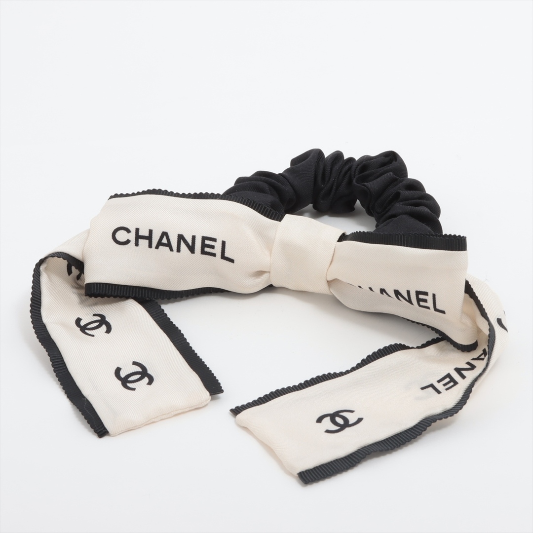CHANEL(シャネル)のシャネル ココマーク シルク  ブラック×ホワイト レディース その他小物 レディースのファッション小物(その他)の商品写真