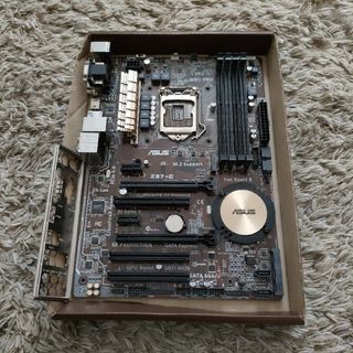 エイスース(ASUS)のASUS　Z97-C マザーボード(PCパーツ)