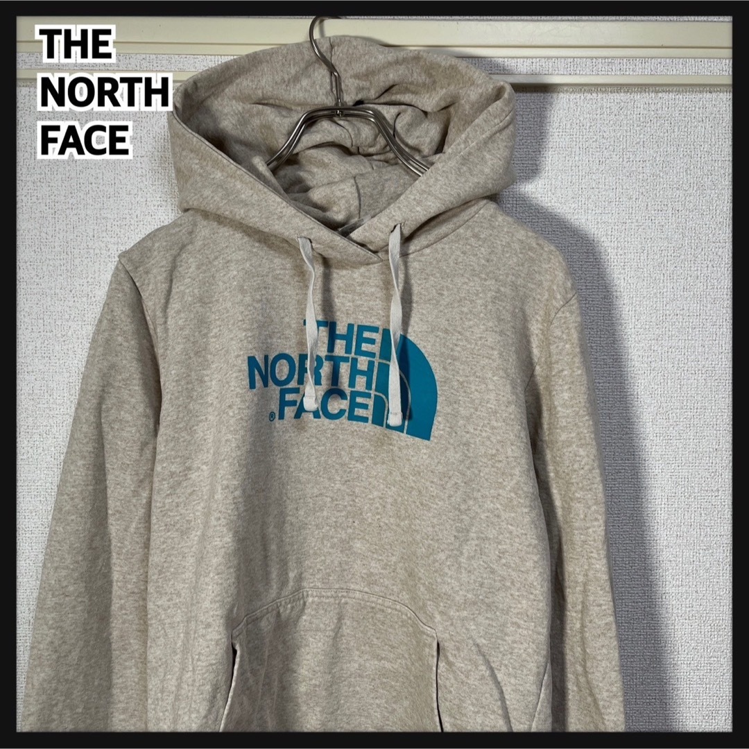 THE NORTH FACE(ザノースフェイス)の【ノースフェイス】メキシコ製　パーカー　デカロゴ　US規格　霜降りベージュ26 レディースのトップス(パーカー)の商品写真