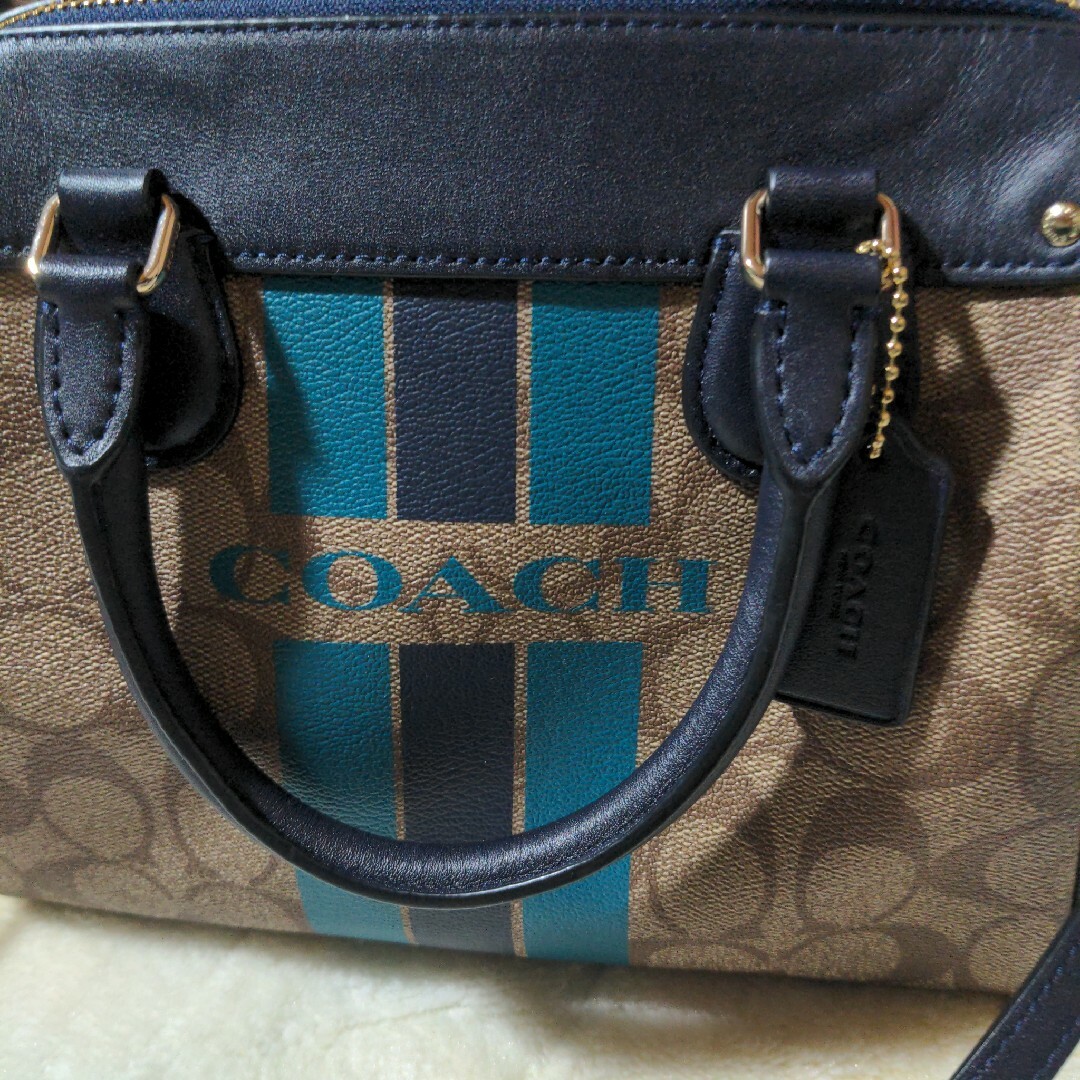 coach、ハンドバッグ未使用に近いです