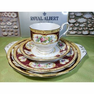 ロイヤルアルバート(ROYAL ALBERT)のレディハミルトン モーニングカップ＆ソーサー＆20.5cm＆ＢＢプレート　セット(食器)