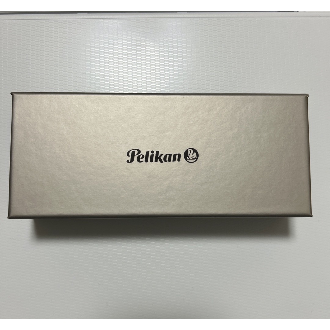 Pelikan(ペリカン)のペリカン　ボールペン　スーべレーン　K600  インテリア/住まい/日用品の文房具(ペン/マーカー)の商品写真