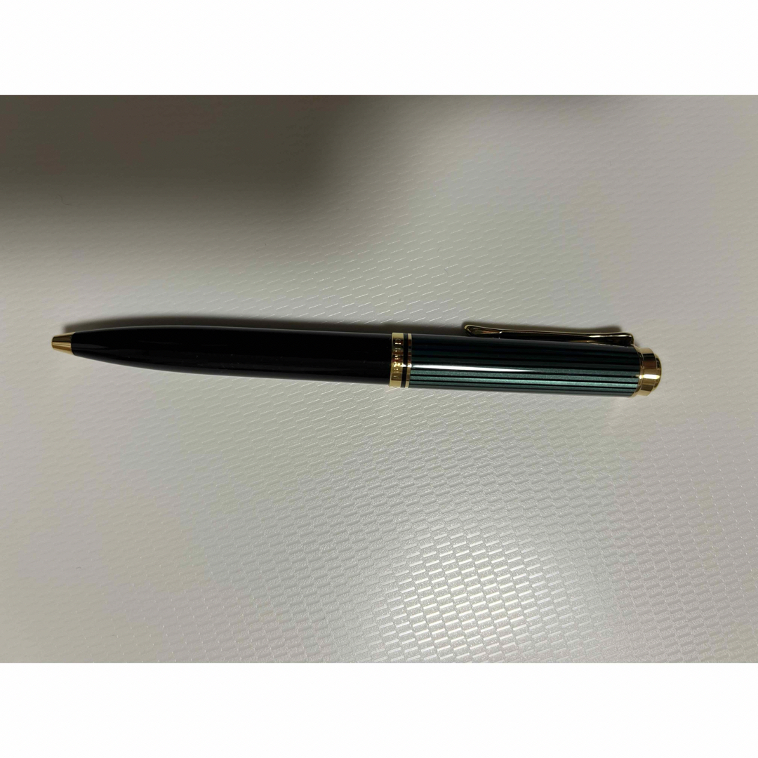 Pelikan(ペリカン)のペリカン　ボールペン　スーべレーン　K600  インテリア/住まい/日用品の文房具(ペン/マーカー)の商品写真