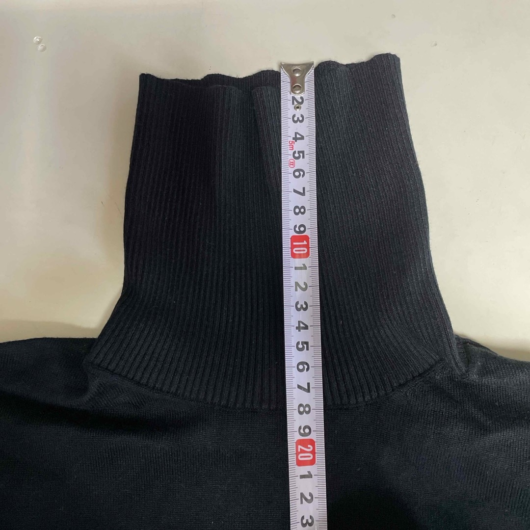 GU(ジーユー)のGU メンズ　タートルネックセーター　黒 メンズのトップス(ニット/セーター)の商品写真