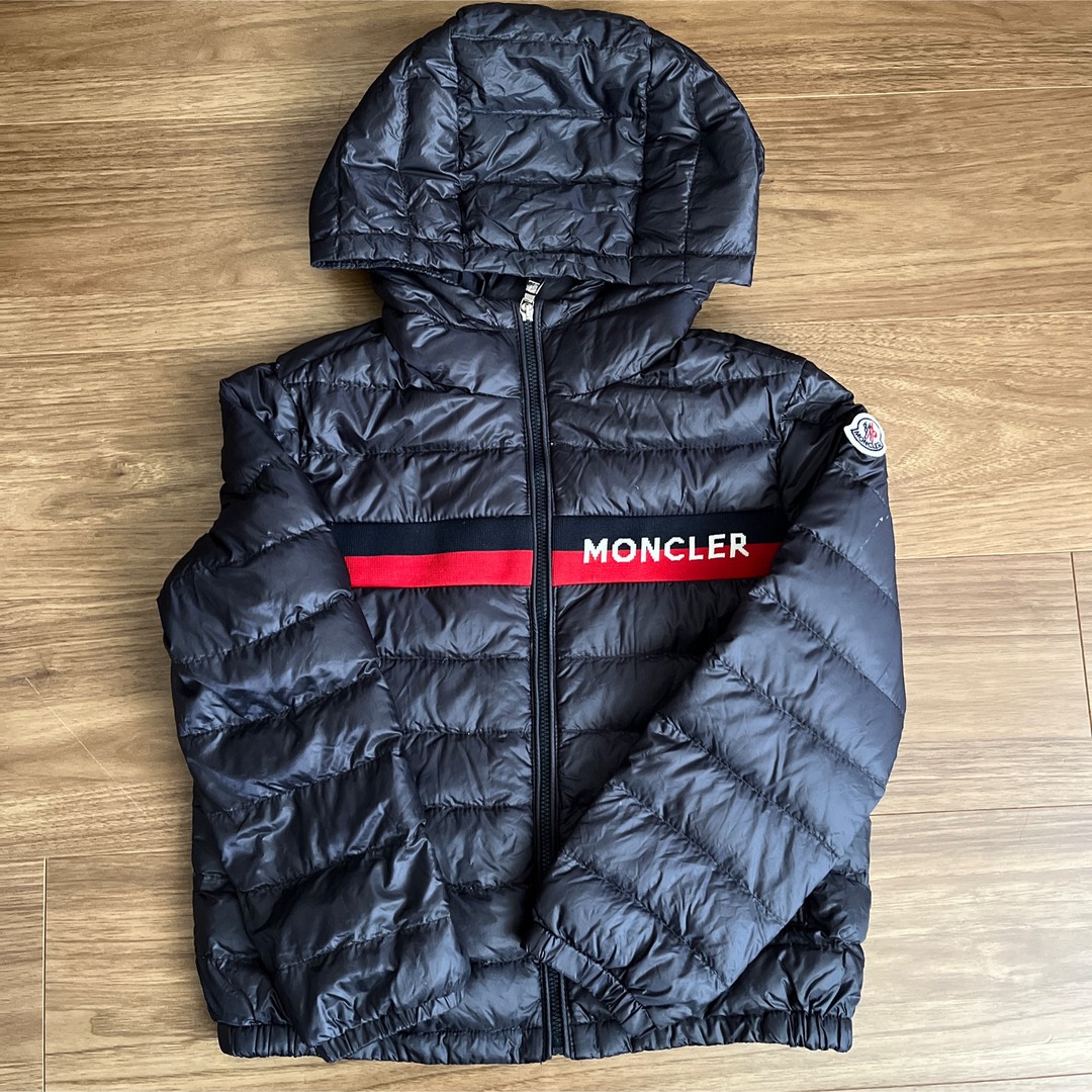 MONCLER モンクレール キッズ ダウンコート 6a 115cm MONCLER モンクレール キッズ ダウンコート 6a 115cm