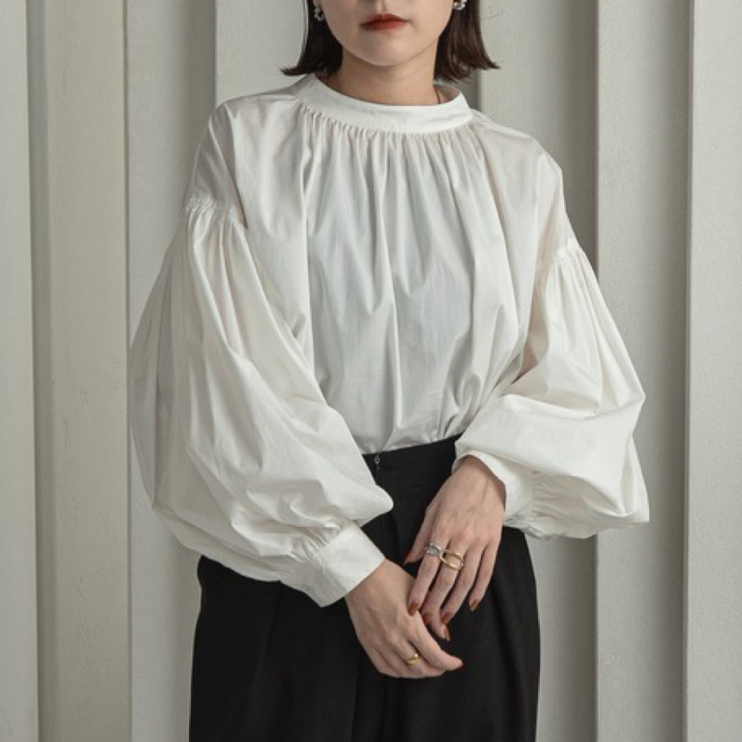 lawgy(ラウジー)のeim     gather volume blouse レディースのトップス(シャツ/ブラウス(長袖/七分))の商品写真