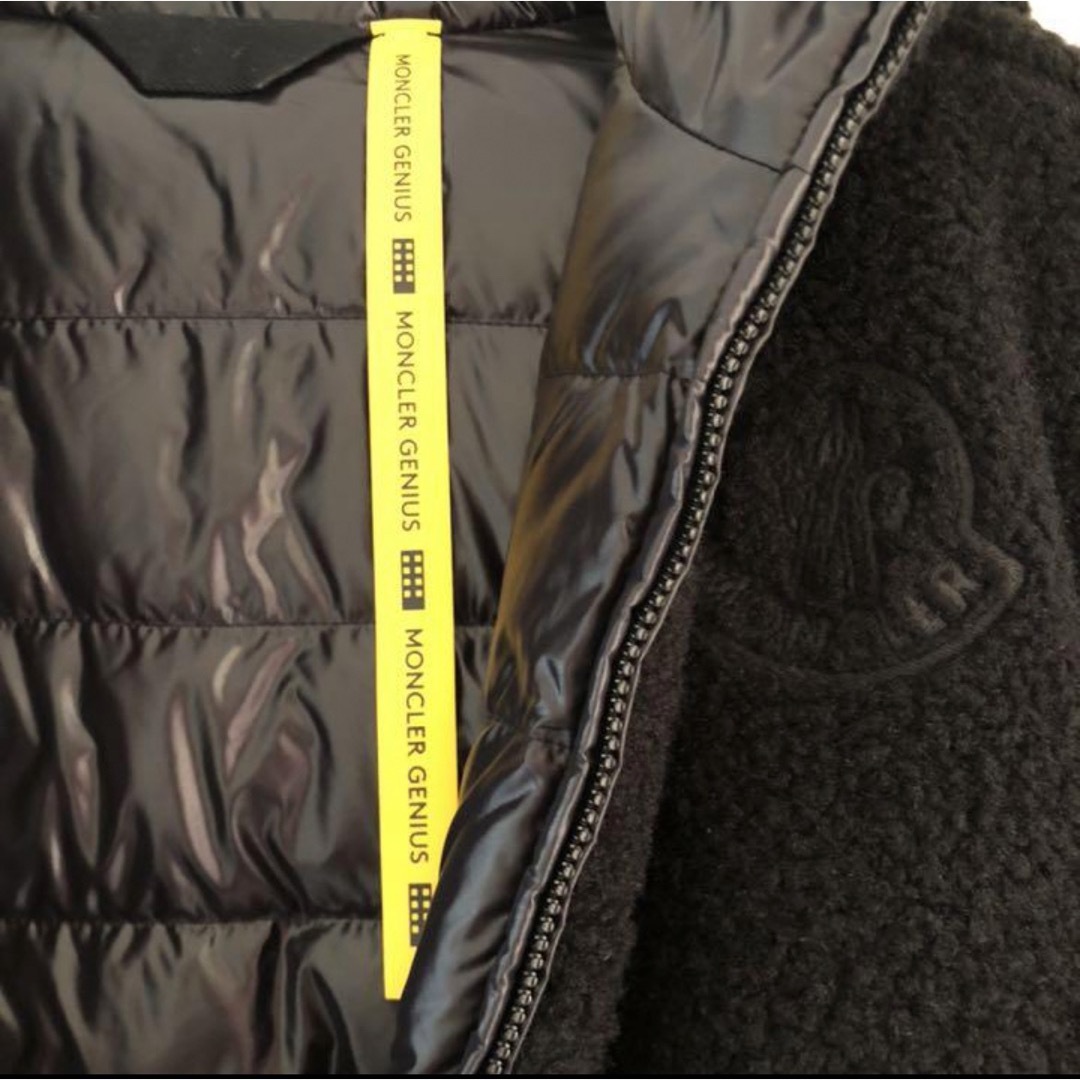 MONCLER(モンクレール)のMoncler Haffner ジーニアス 1952 ボア リバーシブル ダウン メンズのジャケット/アウター(ダウンジャケット)の商品写真