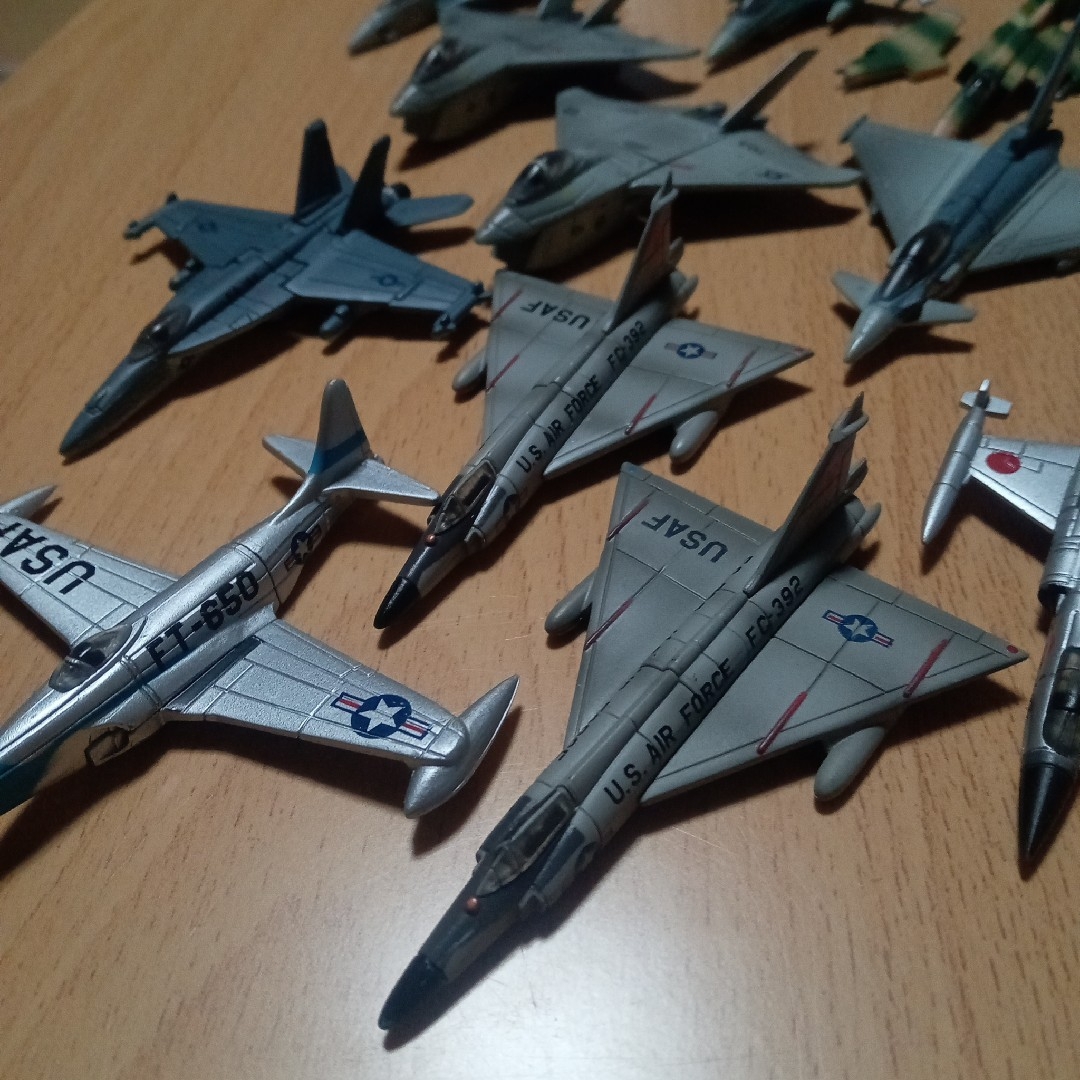 チョコエッグ 世界の戦闘機シリーズ 第1弾の通販 by わんぱち's チョコエッグ 世界の戦闘機シリーズ 第1弾の通販 by わんぱち's