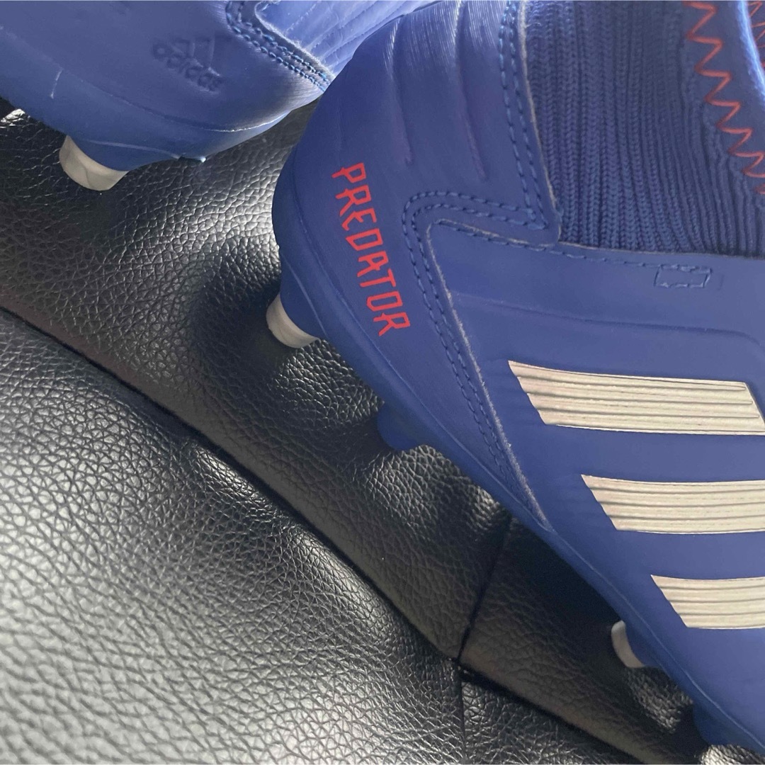 adidas(アディダス)のアディダサッカースパイク　21.5 キッズ/ベビー/マタニティのキッズ靴/シューズ(15cm~)(その他)の商品写真