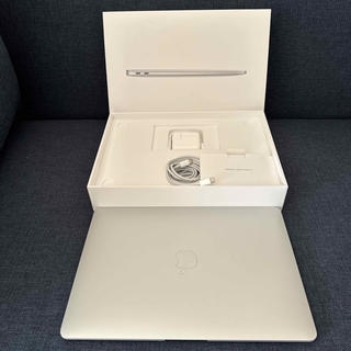 アップル(Apple)のMacBook Air M1 13インチシルバー(ノートPC)