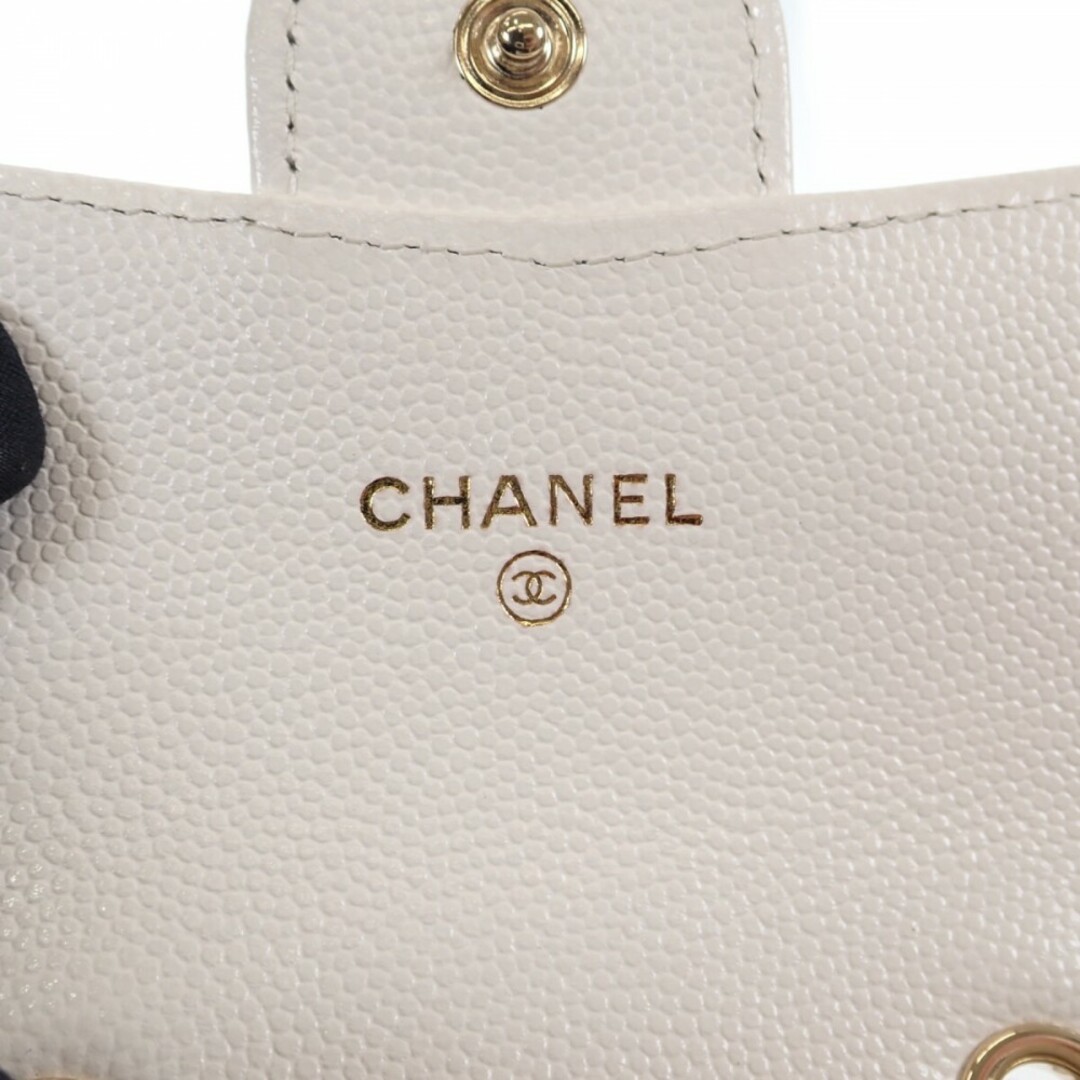 CHANEL(シャネル)の【中古】【Aランク】CHANEL シャネル チェーンベルトバッグ ショルダー ポシェット AP1952 Y33352 10601 キャビアスキン ホワイト レディース【ISEYA】 レディースのバッグ(メッセンジャーバッグ)の商品写真