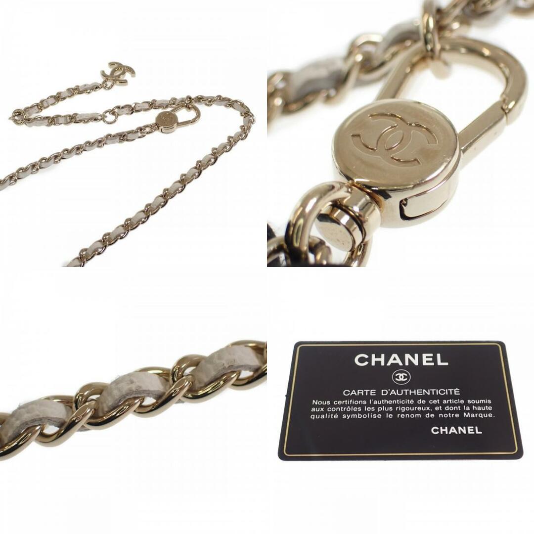 CHANEL(シャネル)の【中古】【Aランク】CHANEL シャネル チェーンベルトバッグ ショルダー ポシェット AP1952 Y33352 10601 キャビアスキン ホワイト レディース【ISEYA】 レディースのバッグ(メッセンジャーバッグ)の商品写真