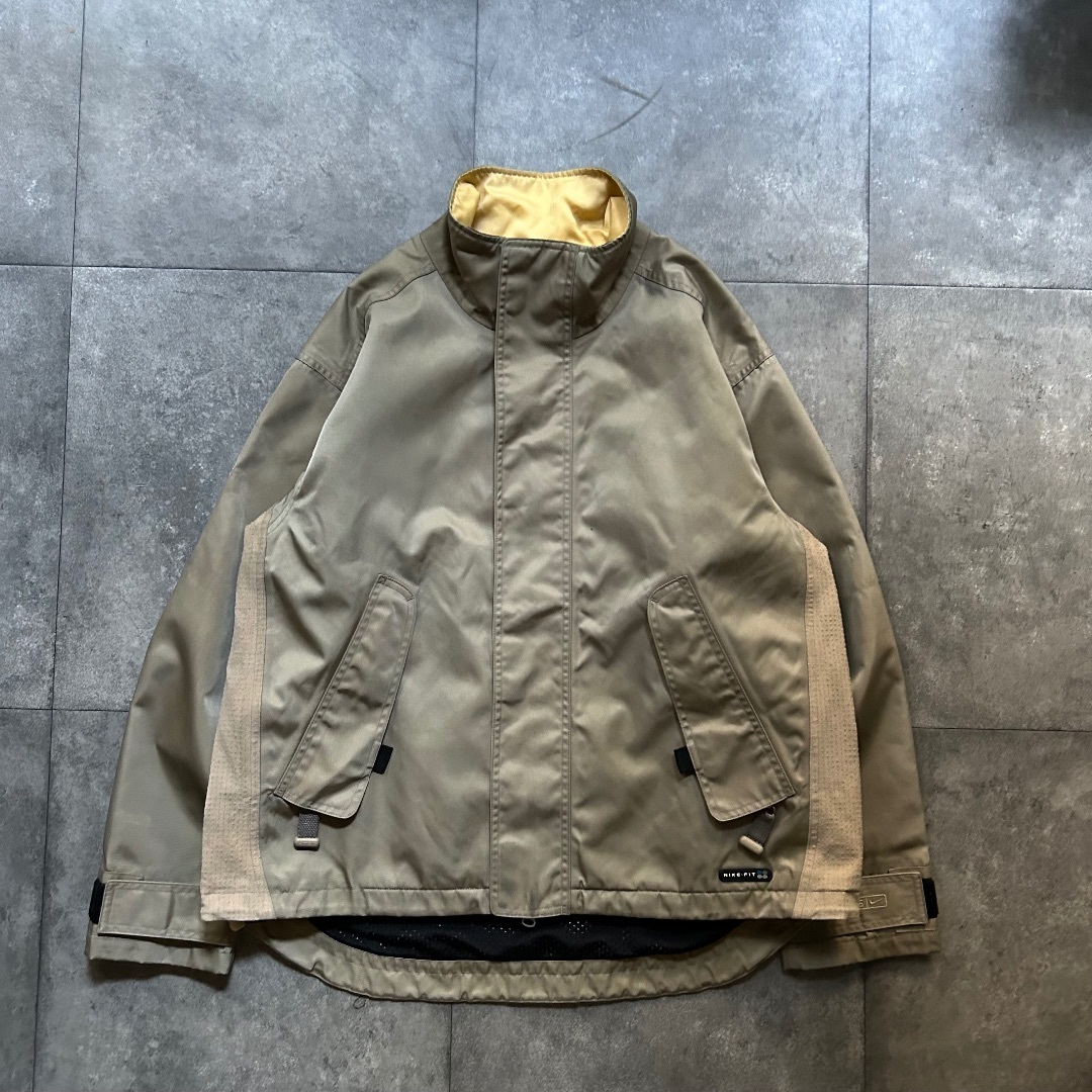 NIKE - NIKE ACG ナイロンジャケット/マウンテンパーカー NIKE - NIKE ACG ナイロンジャケット/マウンテンパーカー