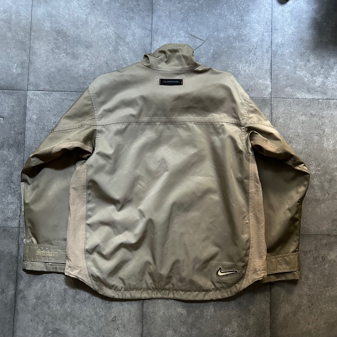 NIKE - NIKE ACG ナイロンジャケット/マウンテンパーカー NIKE - NIKE ACG ナイロンジャケット/マウンテンパーカー