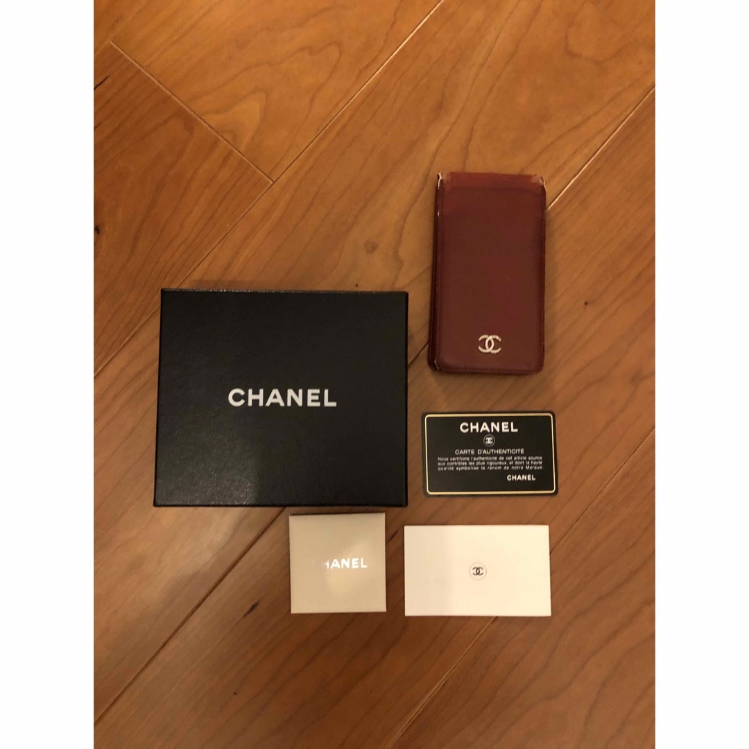 CHANEL(シャネル)の難あり　シャネル　iphone4ケース スマホ/家電/カメラのスマホアクセサリー(iPhoneケース)の商品写真