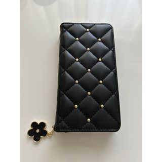 セシルマクビー(CECIL McBEE)の専用出品です🖤CECIL McBEE iPhone１３手帳型ケース(モバイルケース/カバー)