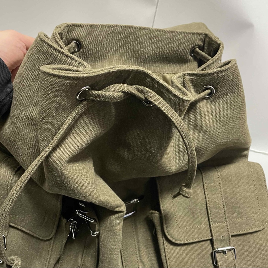 ヴィンテージ加工 オリーブ バックパック リュックサック メンズのバッグ(バッグパック/リュック)の商品写真
