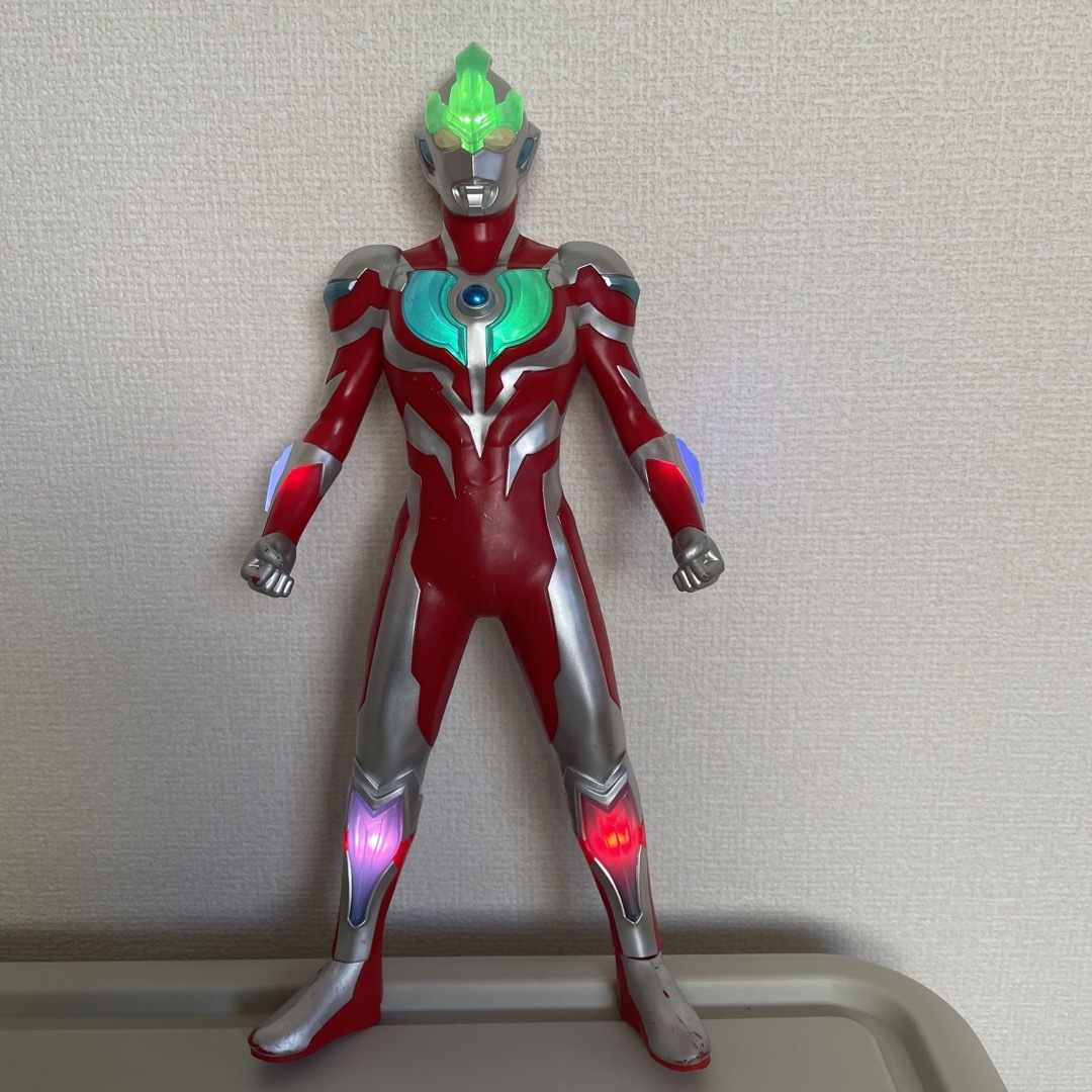 BANDAI(バンダイ)の超発光　ウルトラマンギンガ エンタメ/ホビーのフィギュア(特撮)の商品写真