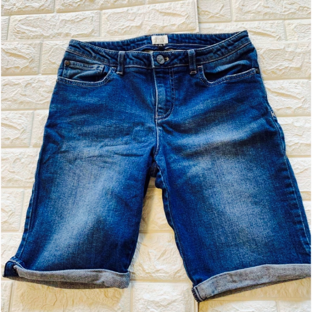 ARMANI JUNIOR(アルマーニ ジュニア)の美品　154  アルマーニジュニア　ハーフパンツ　デニム　ビンテージ加工 キッズ/ベビー/マタニティのキッズ服男の子用(90cm~)(パンツ/スパッツ)の商品写真