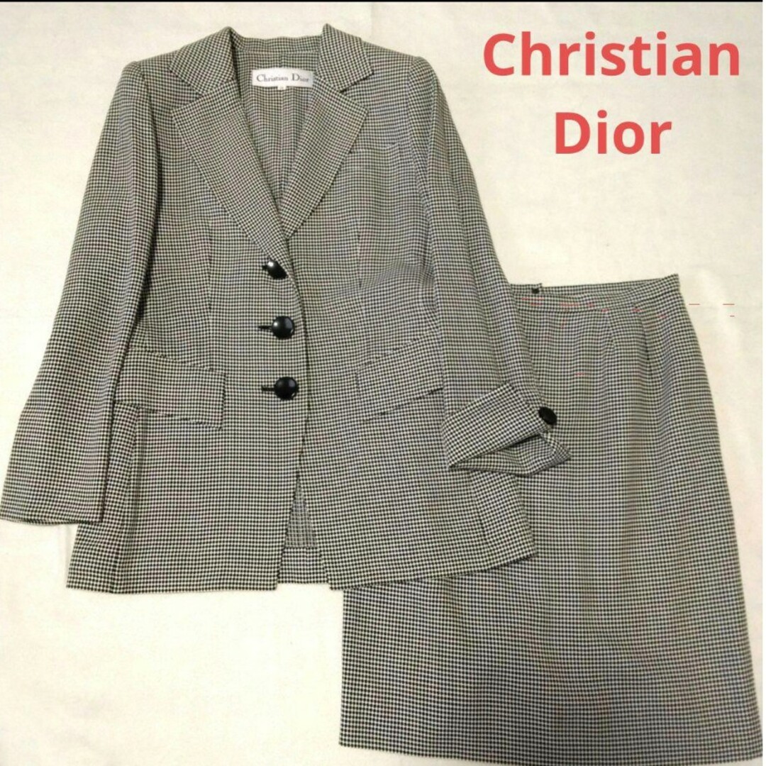 Christian Dior(クリスチャンディオール)のChristianDior 上質、素敵な一重の春スーツ レディースのフォーマル/ドレス(スーツ)の商品写真