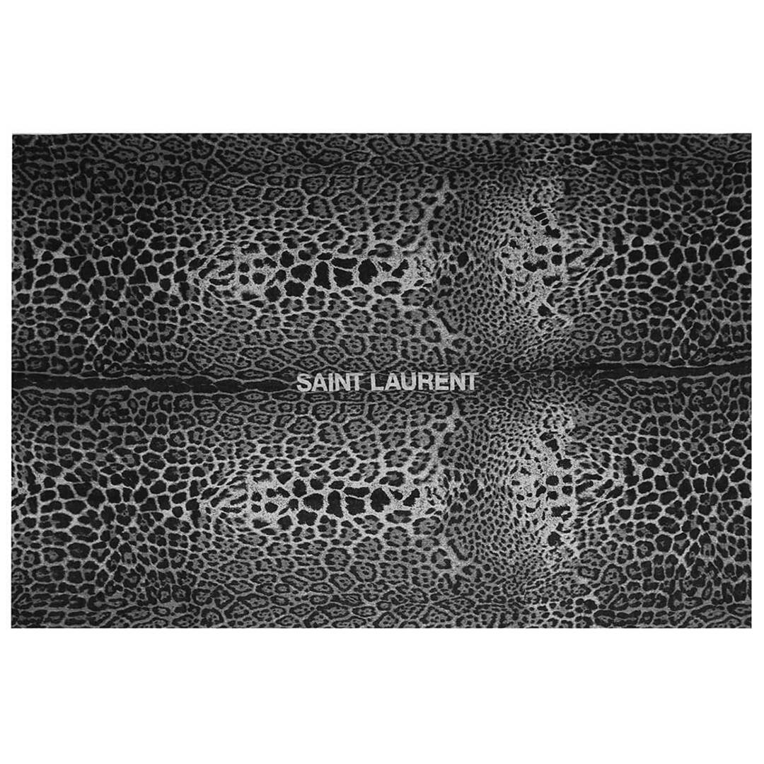 Saint Laurent(サンローラン)のサンローランパリ リヴ ドロワ エクスクルーシブ ブランケット ヒョウ柄 レオパード ウール シルク グラファイト ブラック グレー 黒 677532 箱付 SAINT LAURENT PARIS（未使用　展示品） レディースのファッション小物(その他)の商品写真