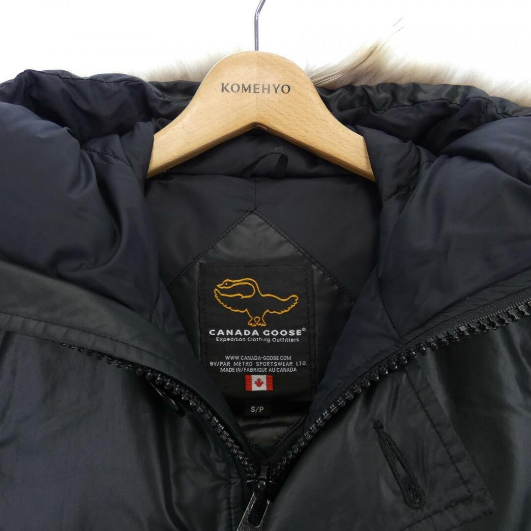 CANADA GOOSE(カナダグース)のカナダグース CANADA GOOSE ダウンコート メンズのジャケット/アウター(その他)の商品写真