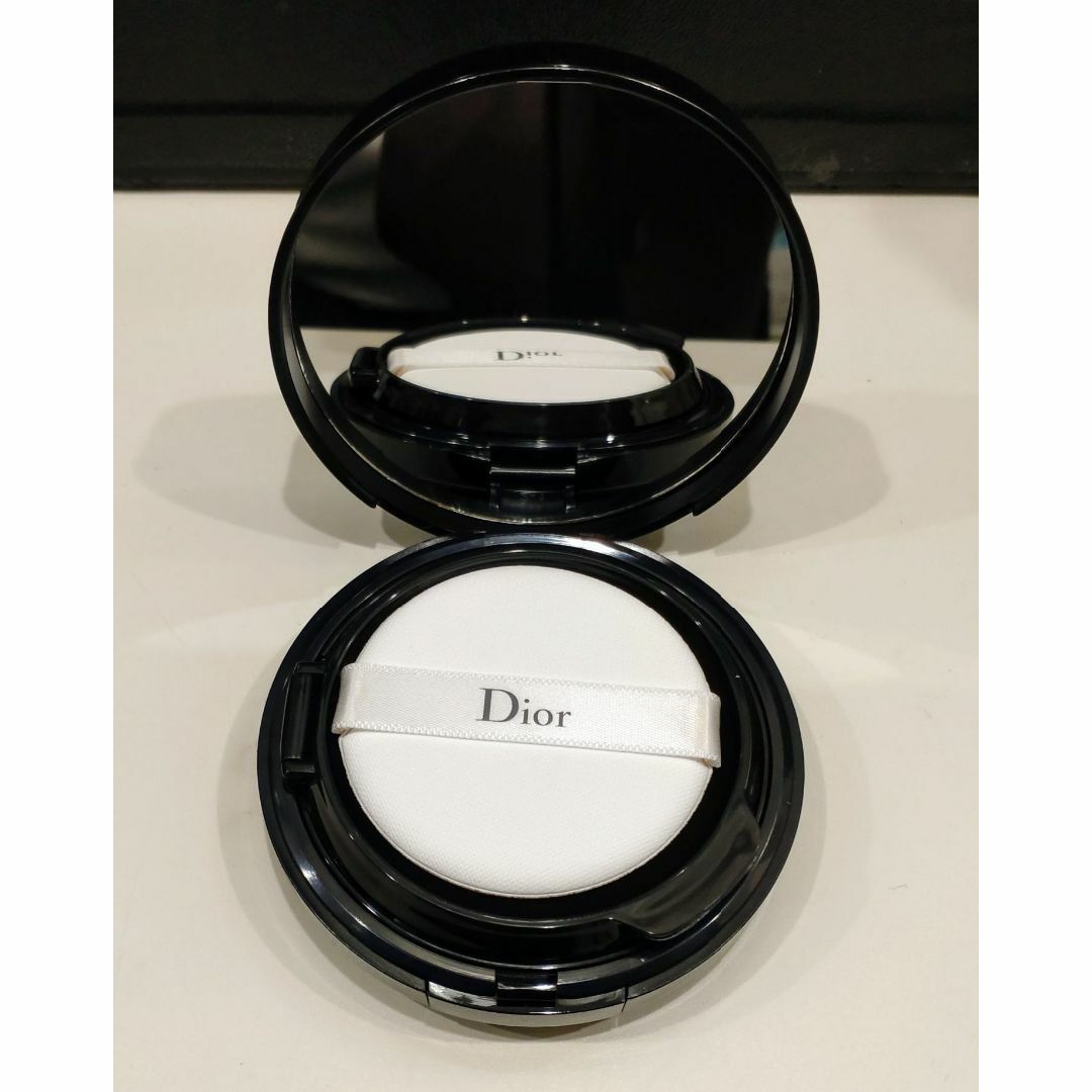 Dior(ディオール)の384未使用 Dior Forever スキン グロウクッション 1N ミッツァ コスメ/美容のベースメイク/化粧品(ファンデーション)の商品写真