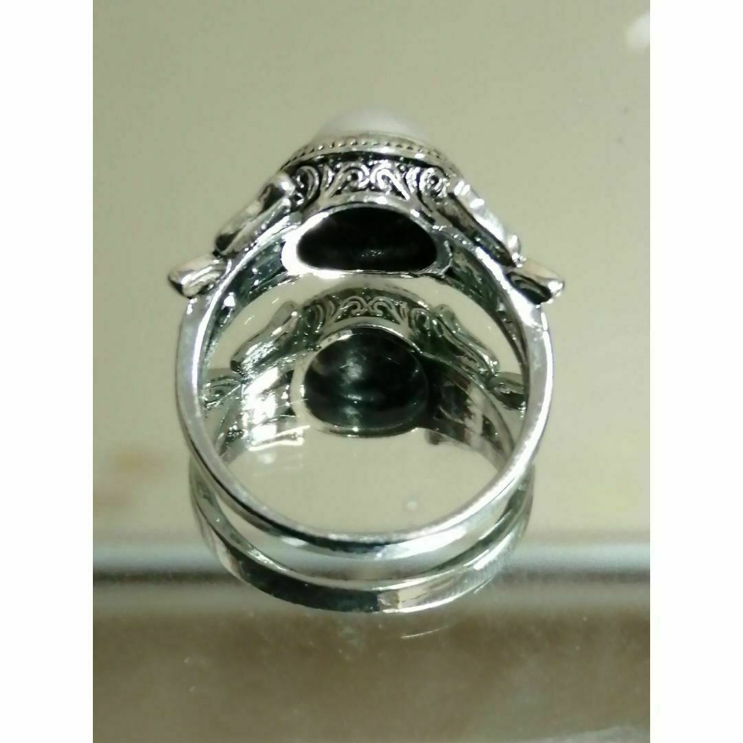 【A174】リング　メンズ　レディース　指輪　ホワイト　白　アクサセリー　20号 レディースのアクセサリー(リング(指輪))の商品写真