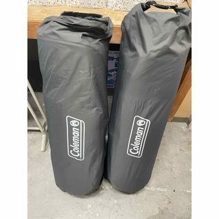 コールマン(Coleman)の(シンヤ様専用)Coleman シングルインフレーターマット×2(寝袋/寝具)