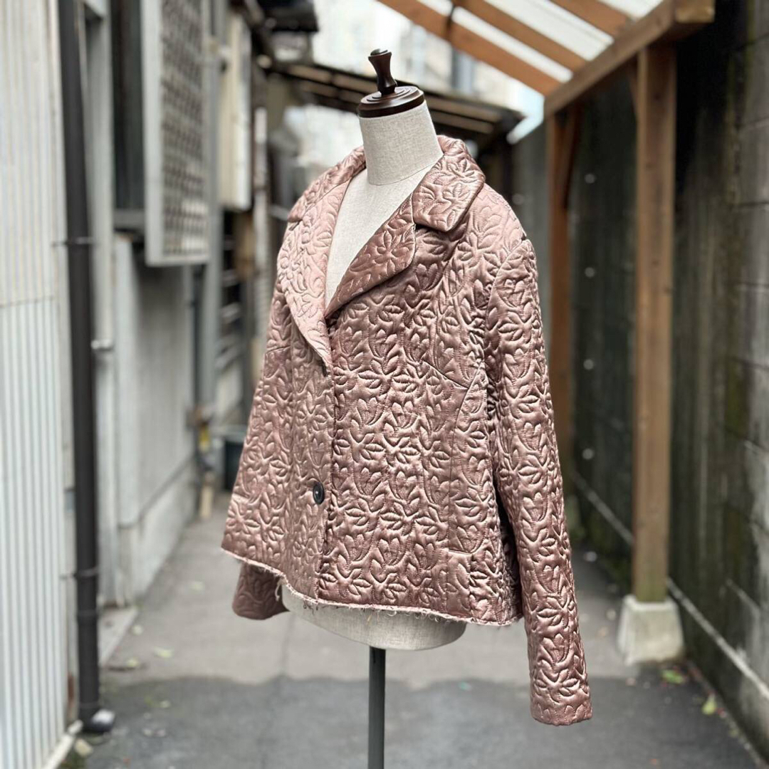 Maison Martin Margiela(マルタンマルジェラ)の22aw 2022 マルジェラ ピンク キルティング ブレザー サイズ 52 メンズのジャケット/アウター(その他)の商品写真