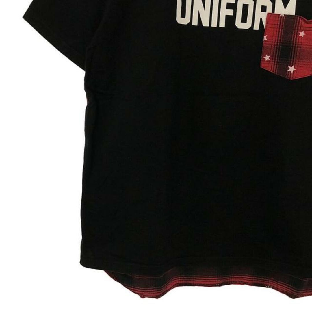 uniform experiment(ユニフォームエクスペリメント)のuniform experiment / ユニフォームエクスペリメント | バックチェック 切替 ロゴプリント Tシャツ | 2 | ブラック / レッド | メンズ メンズのトップス(Tシャツ/カットソー(半袖/袖なし))の商品写真
