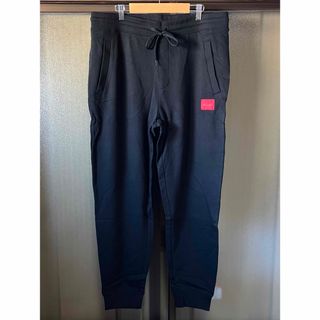 ヒューゴボス(HUGO BOSS)のヒューゴボス  新品未使用　XXL  スウェットパンツ　パンツ　黒　HUGO(その他)