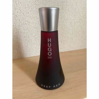 ヒューゴボス(HUGO BOSS)のヒューゴ・ボス　ディープレッド(香水(女性用))