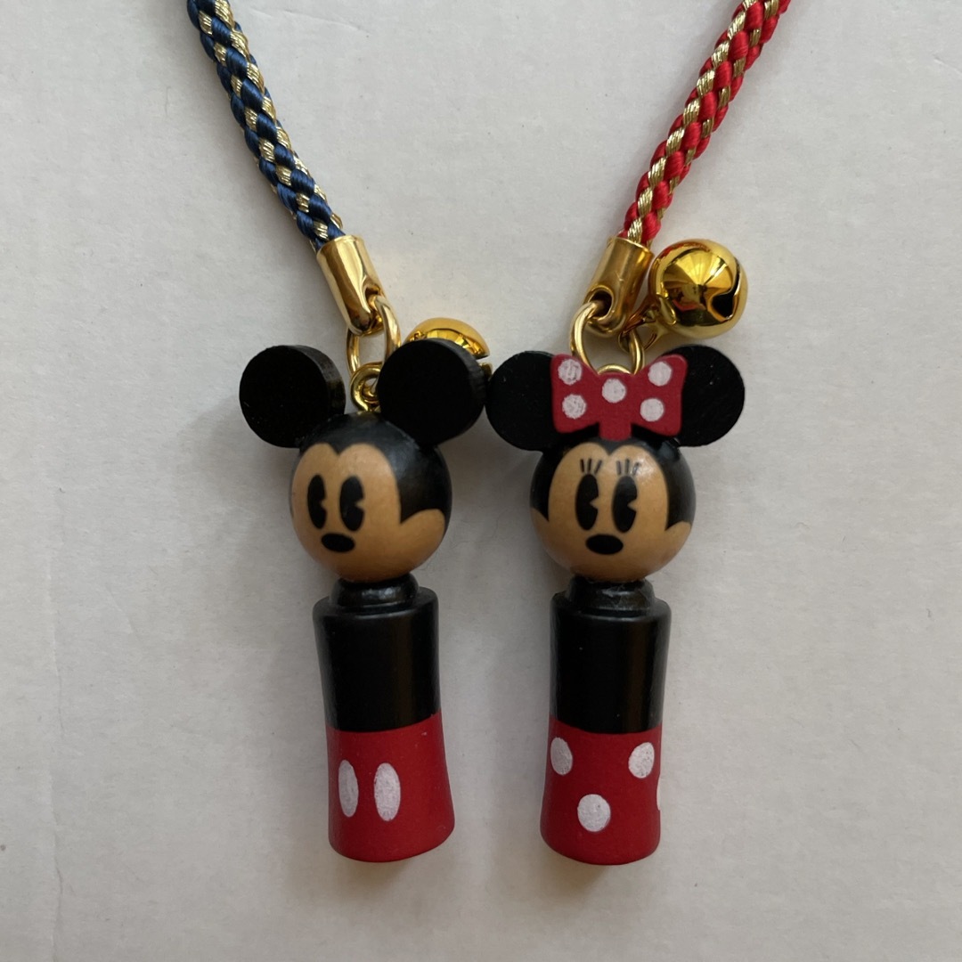 ディズニーリゾート ミッキー、ミニー ストラップ ねつけ