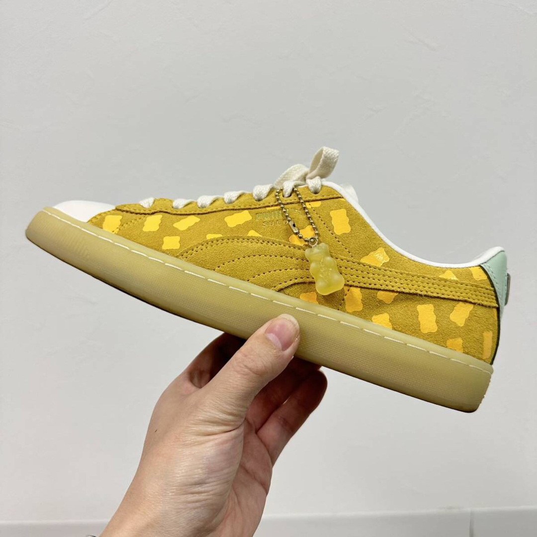 PUMA(プーマ)の21ss 2021 プーマ ハリボー スエード ウィメンズ ミックス ハリボー レディースの靴/シューズ(スニーカー)の商品写真