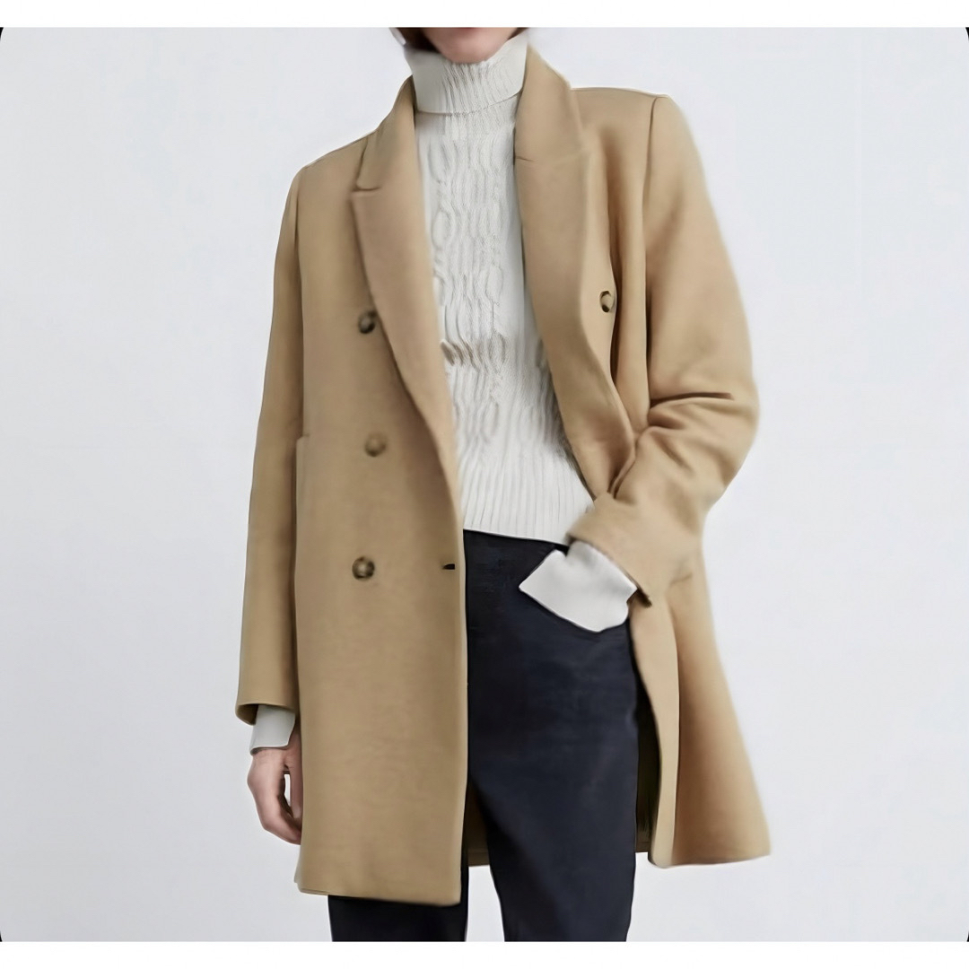 ZARA(ザラ)のZARA ザラ ボタン付きダブルコート ベージュ レディースのジャケット/アウター(ピーコート)の商品写真